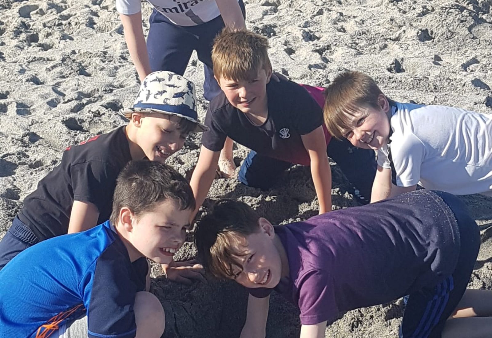 52255319-B4E4-43ED-A184-54897CAA5E8D